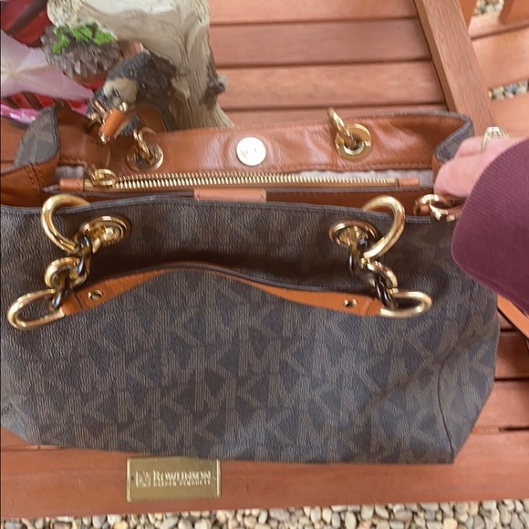 Michael Kors Handbags - Michael Kors purse